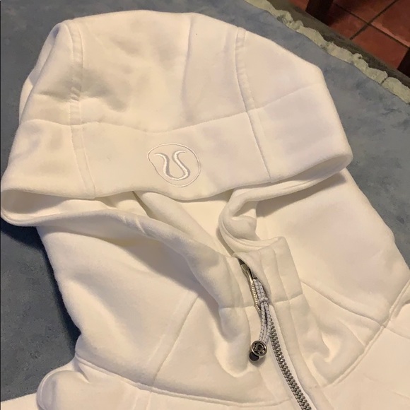 Lululemon scuba hoodie IV - Picture 5 of 7